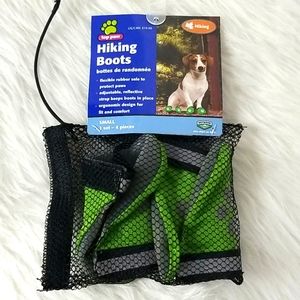 DOGGY HIKING BOOTS SIZE SMALLI N GREEN